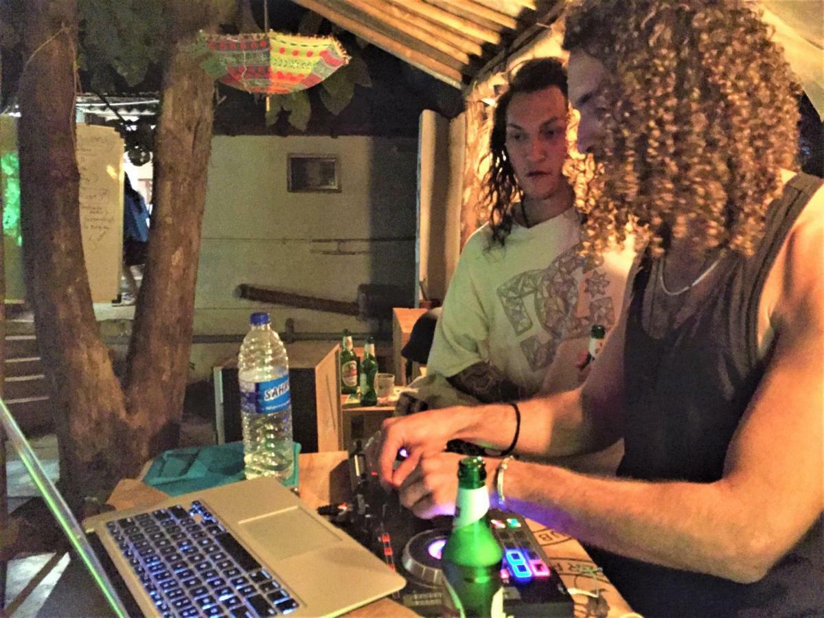 Folklore Hostel Goa 瓦加托 外观 照片