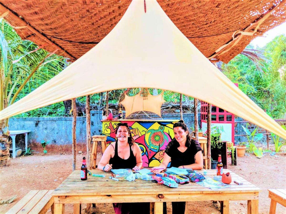 Folklore Hostel Goa 瓦加托 外观 照片